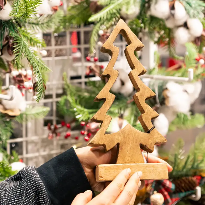 Apple + Pine Christmas Market featured image